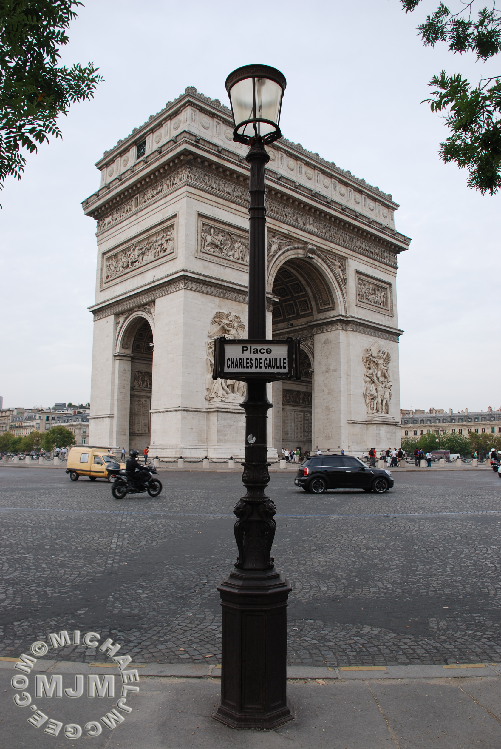 Arc of Triomphe / michaeljmcgee.com