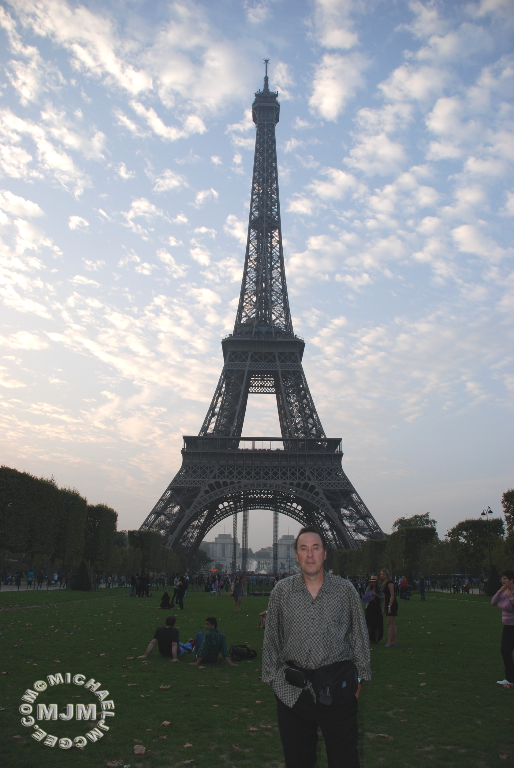 Eiffel Tower / michaeljmcgee.com