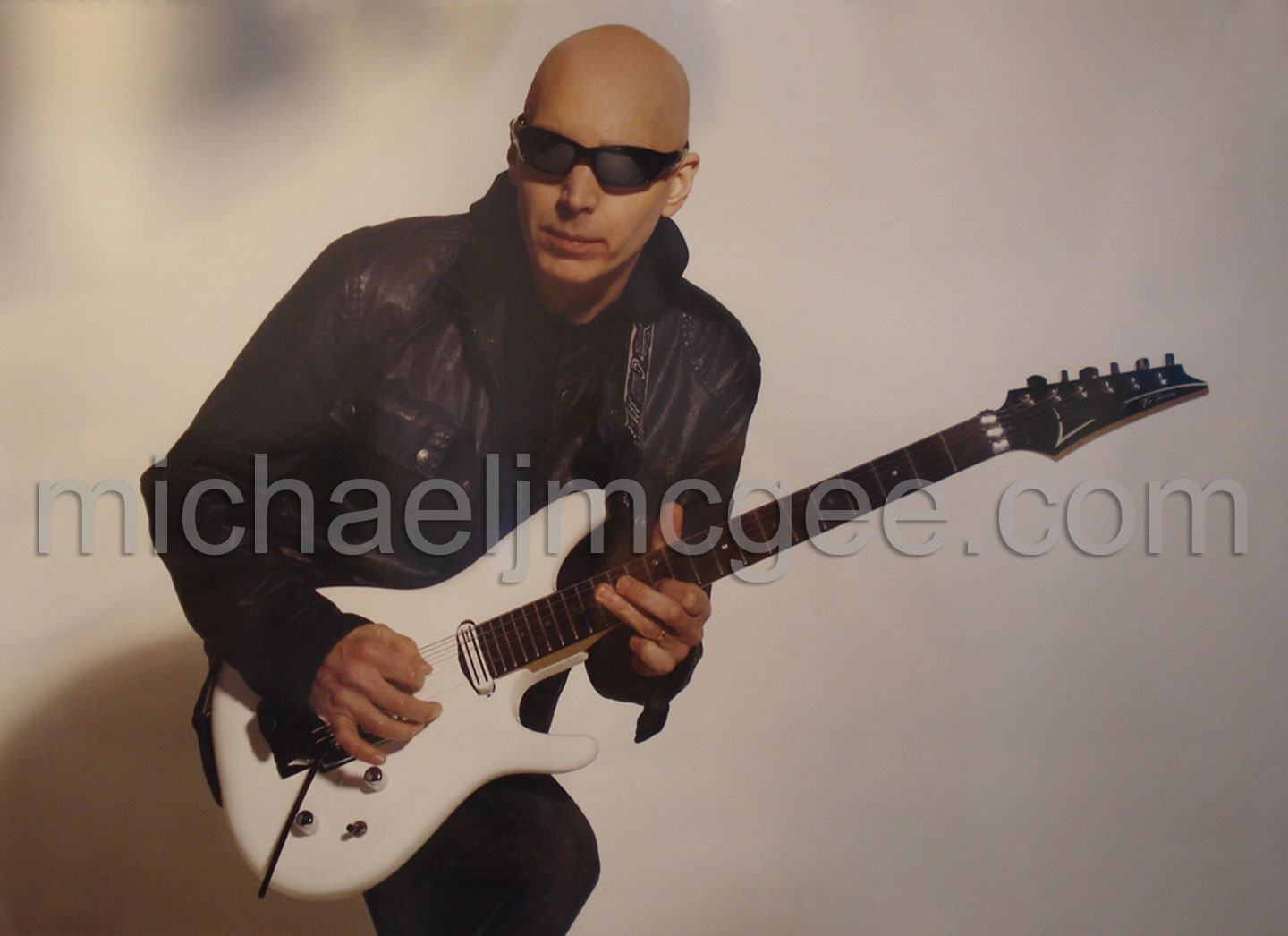 Joe Satriani / michaeljmcgee.com
