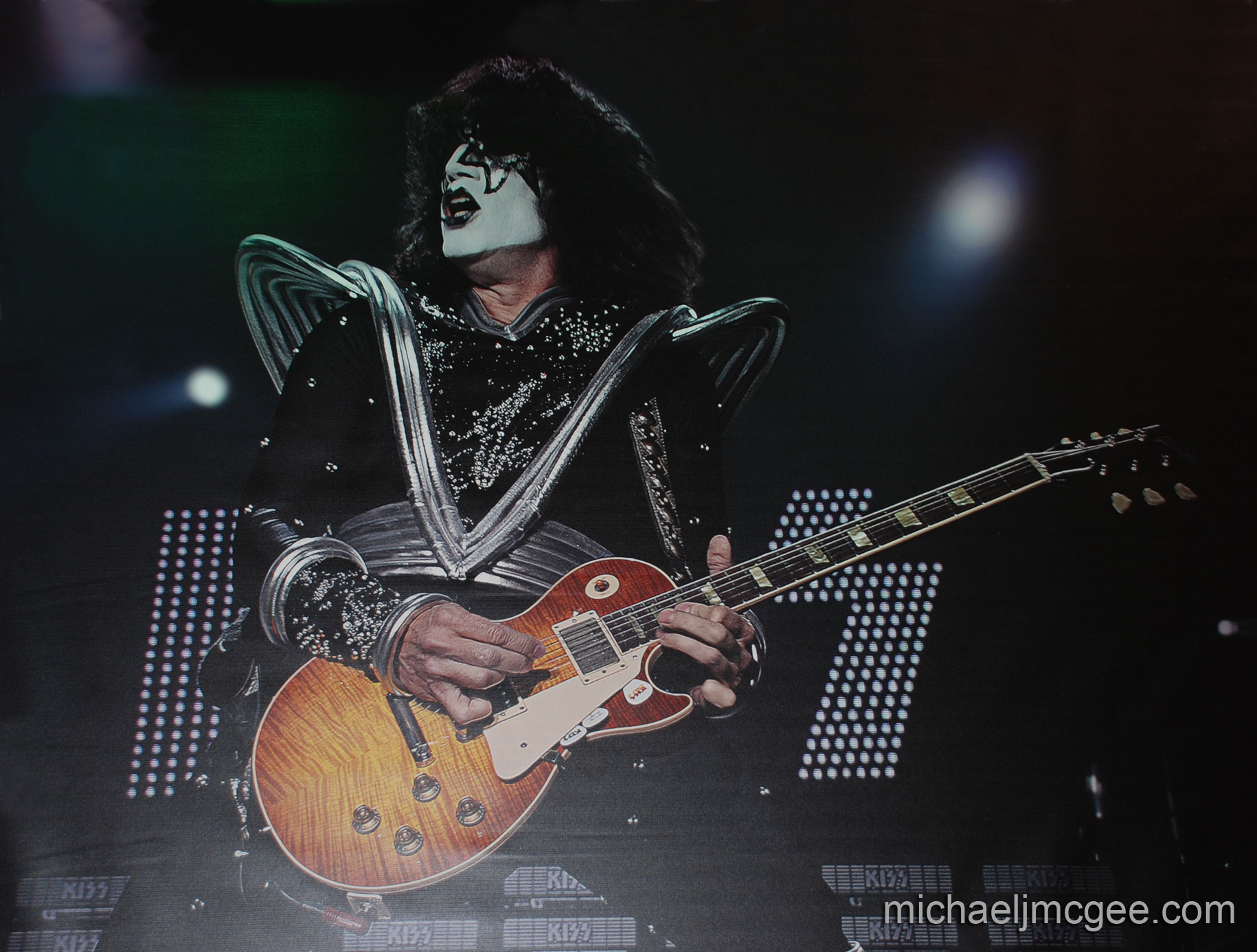 Tommy Thayer / michaeljmcgee.com